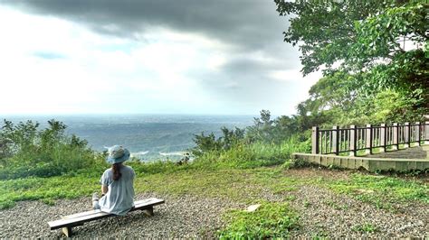 枕頭山睡覺|台南白河｜枕頭山觀景台：關子嶺登山景點推薦，欣賞 